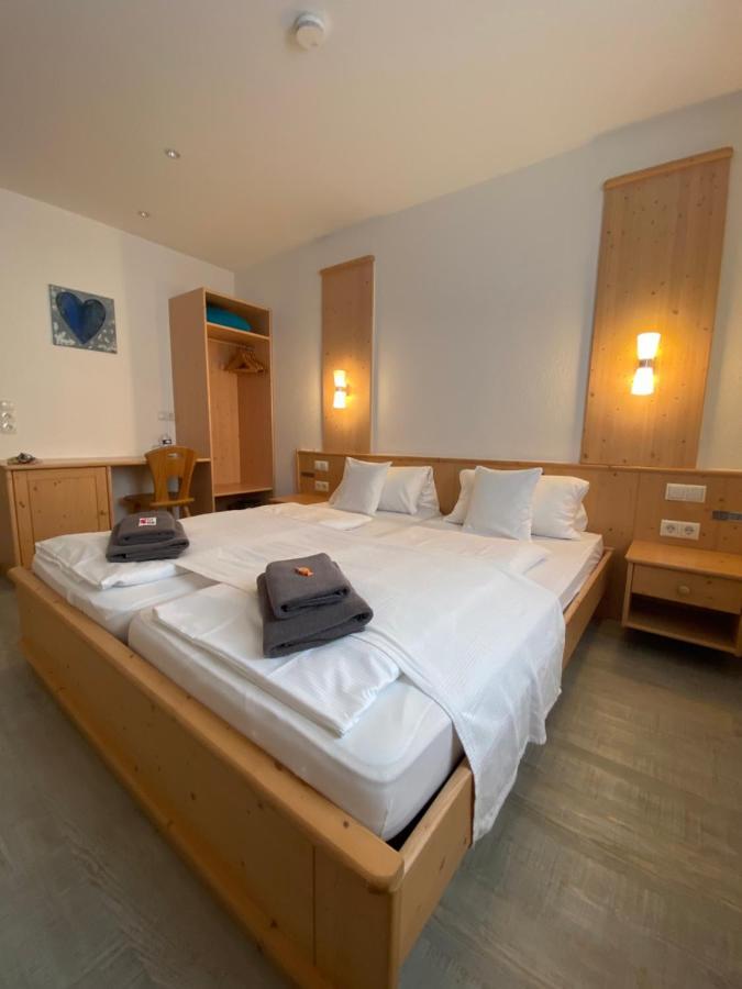 Gastehaus Spoth Hotel Руст Екстериор снимка