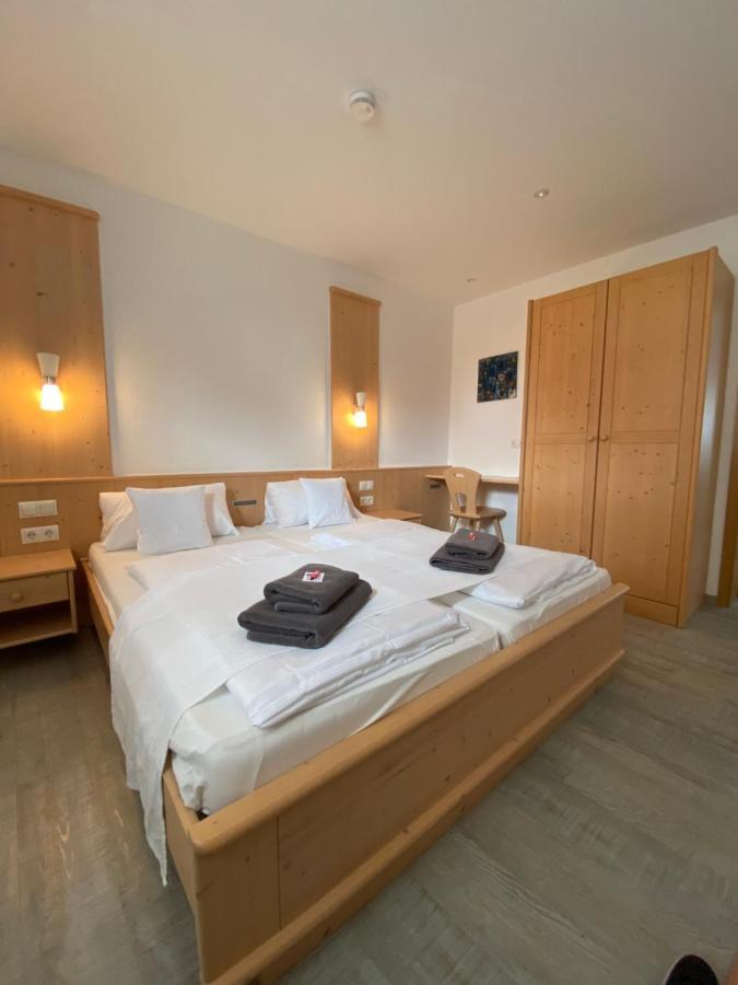 Gastehaus Spoth Hotel Руст Екстериор снимка