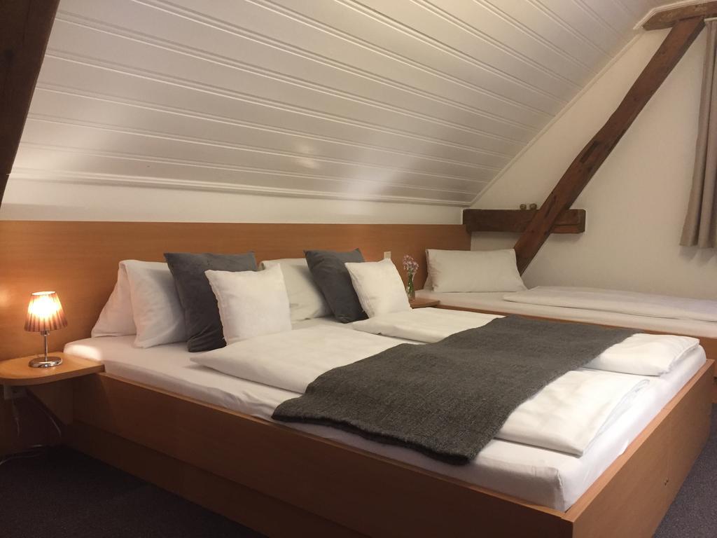 Gastehaus Spoth Hotel Руст Екстериор снимка